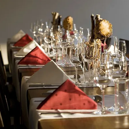 فندق Sommerau تشر