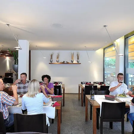 فندق Sommerau تشر